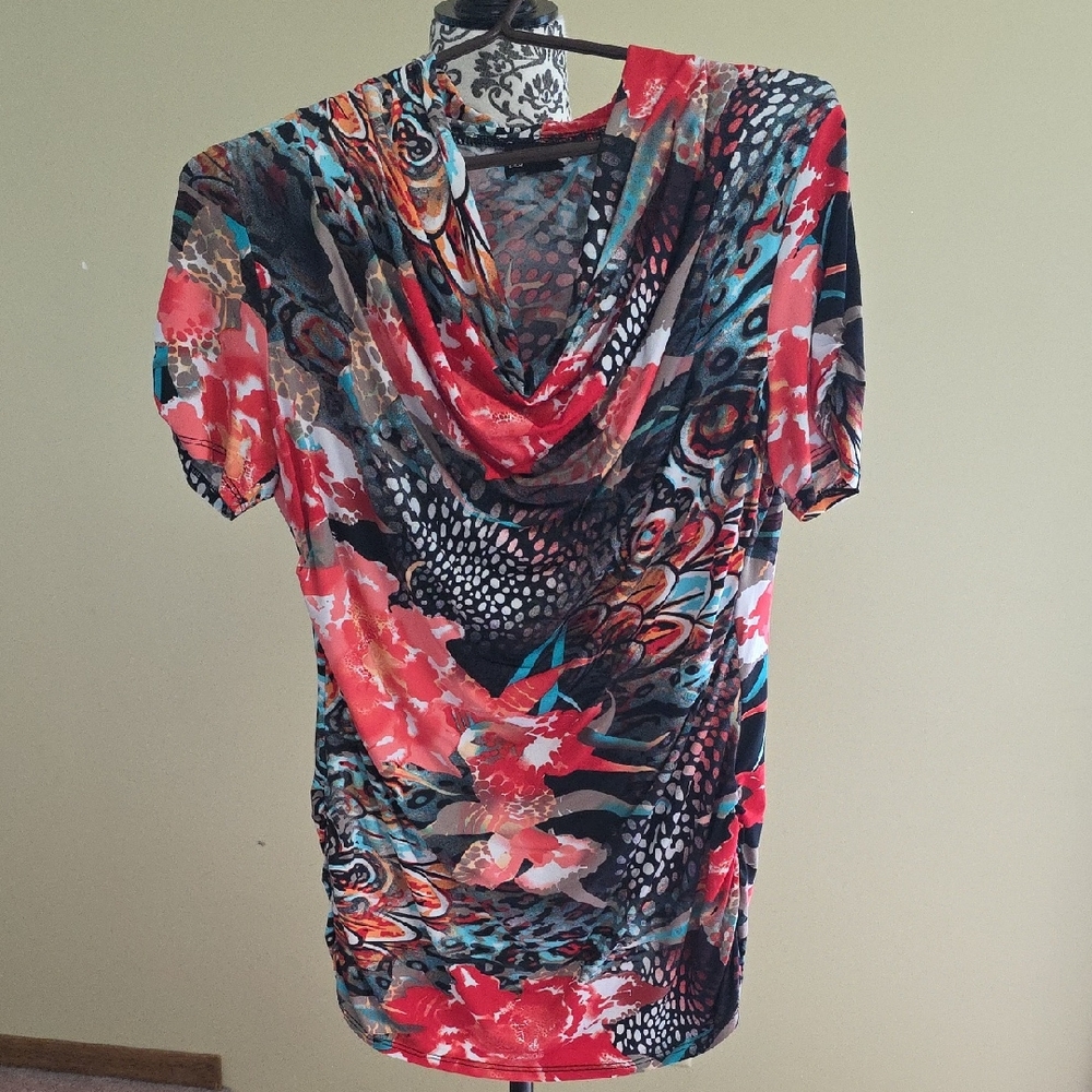 Frank Lyman Design Vibrant Multicolor Short Sleeve Top